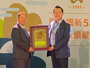 台南旅遊最佳代言人周立峯獲頒崑山科大校友傑出成就獎
