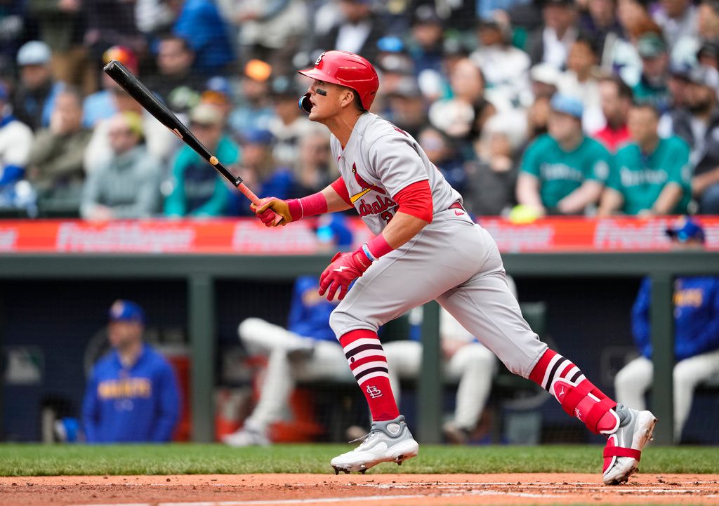 ▲MLB美國職業棒球大聯盟（Major League Baseball）洛杉磯道奇（Los Angeles Dodgers）今（5）日於主場迎戰聖路易紅雀（St. Louis Cardinals），最終以2：3飲恨落敗。比賽最後關頭，道奇靠大谷翔平的安打燃起追平希望，但紅雀外野手努特巴爾（Lars Nootbaar）關鍵時刻上演神撲接，讓道奇反攻無功而返。（圖／美聯社／達志影像）