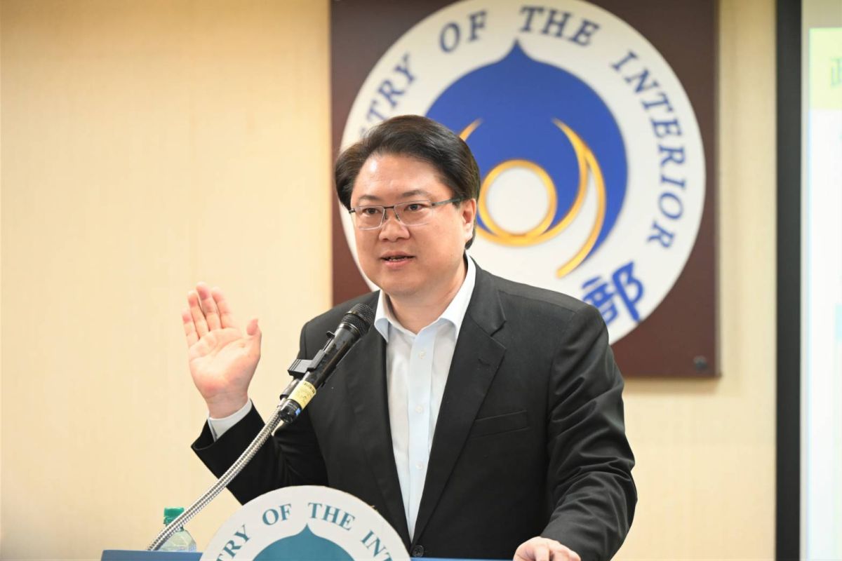 ▲林右昌日前表示「現在年輕人買不起房不是真的買不起，而是沒有規畫」引發議論，林右昌今駁斥是惡意斷章取義，呼籲勿為政治操作刻意扭曲。。（圖／內政部提供）