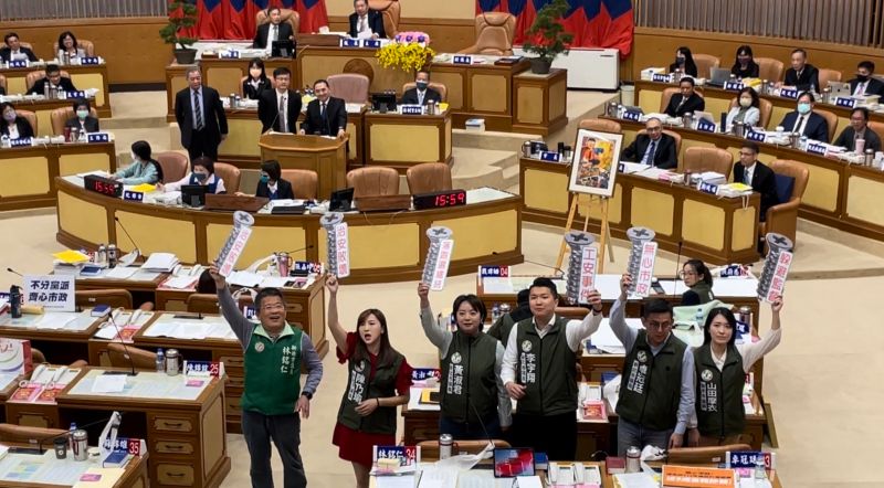 ▲侯友宜爭議不斷,民進黨眾議員針對各項議題提出質疑。(圖/卓冠廷辦公室提供)
