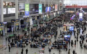 五一長假來了！中國旅客「報復性出遊」　出境機票搜索量增9倍
