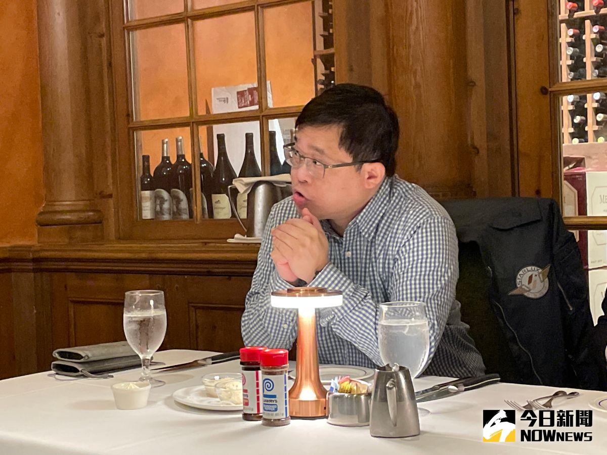 ▲張國煒在比佛利山莊向媒體表示，北美航線至少會達到6個，後續並計畫引進全貨機。（圖／記者黃仁杰攝）