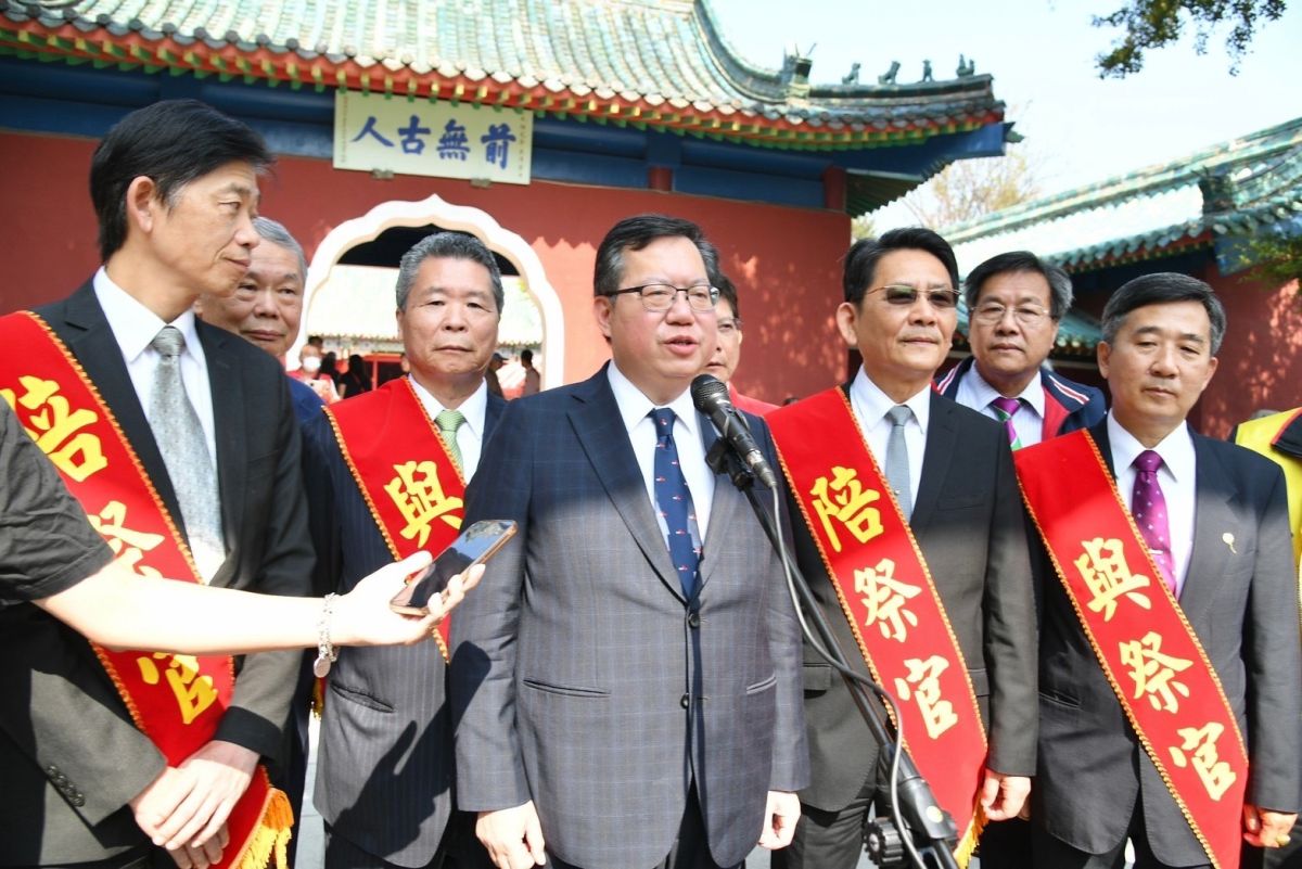 ▲前總統馬英九在希臘論壇批蔡英文兩岸政策違憲，行政院副院長鄭文燦反批「言論失格」。（圖／行政院提供）