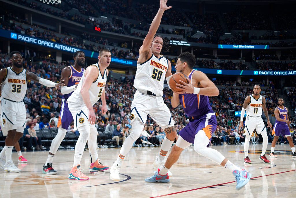 ▲鳳凰城太陽和丹佛金塊再次輪的對決，雙方能力勢均力敵。（圖／美聯社／達志影像）