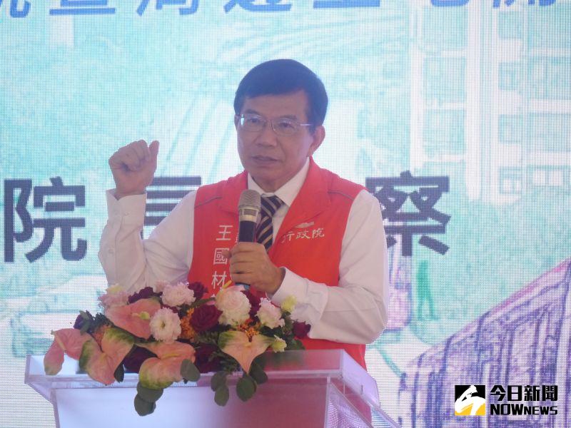 ▲交通部長王國材致詞說五泰輕軌可補足靠東邊的台北環狀線,堪稱「西外環」。(圖 /記者吳嘉億攝,2023.04.29)