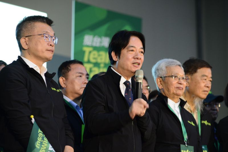 ▲賴清德強調「屈從的和平不是真和平」。（圖／台中信賴之友會提供，2023.04.29）