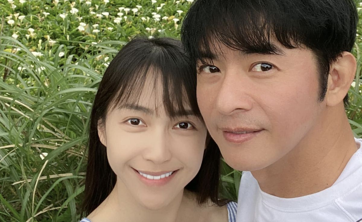 ▲本土劇男星陳麒凱（陳建隆）和同門師妹李緻（左）爆出熱戀中，兩人也大方認愛。（圖／翻攝自李緻臉書）