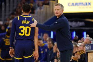 NBA季後賽／喊暫停只為讓Curry休息　Kerr感嘆：看著他像看著喬丹
