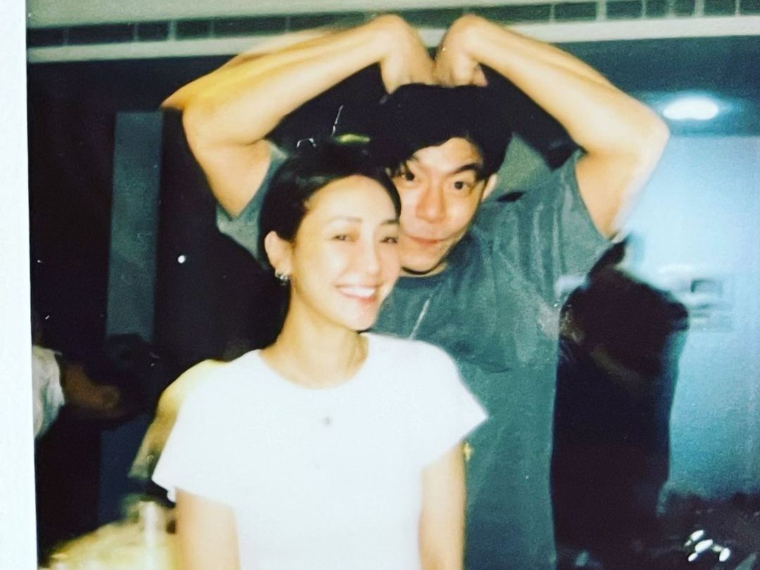 ▲女星謝欣穎（左）認愛王柏傑（右）已經3年半，中途兩人一度因男方酒駕爆出情變，豈料今年3月謝欣穎曬出鑽戒，疑似答應男方求婚，至今兩人感情狀態成謎。（圖／王柏傑IG）