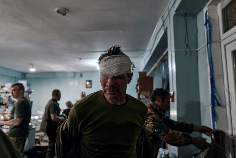 ▲白宮統計，俄羅斯在攻奪烏克蘭東部城市巴赫姆特（Bakhmut）的5個月戰鬥中，有超過2萬名俄國戰鬥人員喪命，另有8萬人受傷。（圖／美聯社／達志影像）