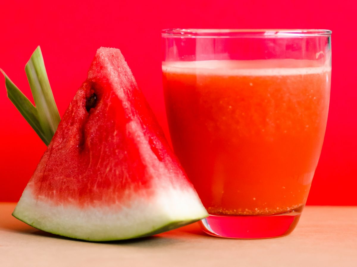 ▲一名患有糖尿病的中年男子天天喝2杯西瓜汁，後來因水腫就醫，檢查發現他腎絲球過濾率僅剩6、7分，必須洗腎治療。（示意圖／取自Pexels）
