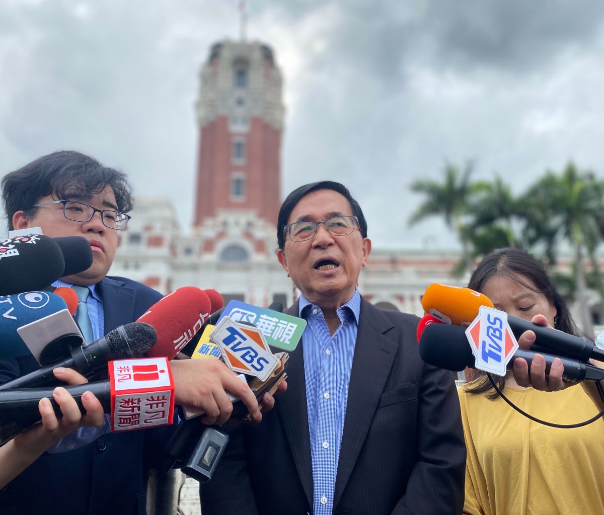 ▲前總統陳水扁2日赴總統府前等處請願，被質疑違反保外就醫規定。（圖／記者陳明中攝，2023.05.02）