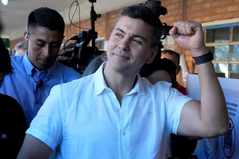 ▲巴拉圭總統大選4月30日投票，代表執政黨紅黨的前財政部長潘尼亞勝選，鞏固了巴拉圭右翼的權力。（圖／美聯社／達志影像）