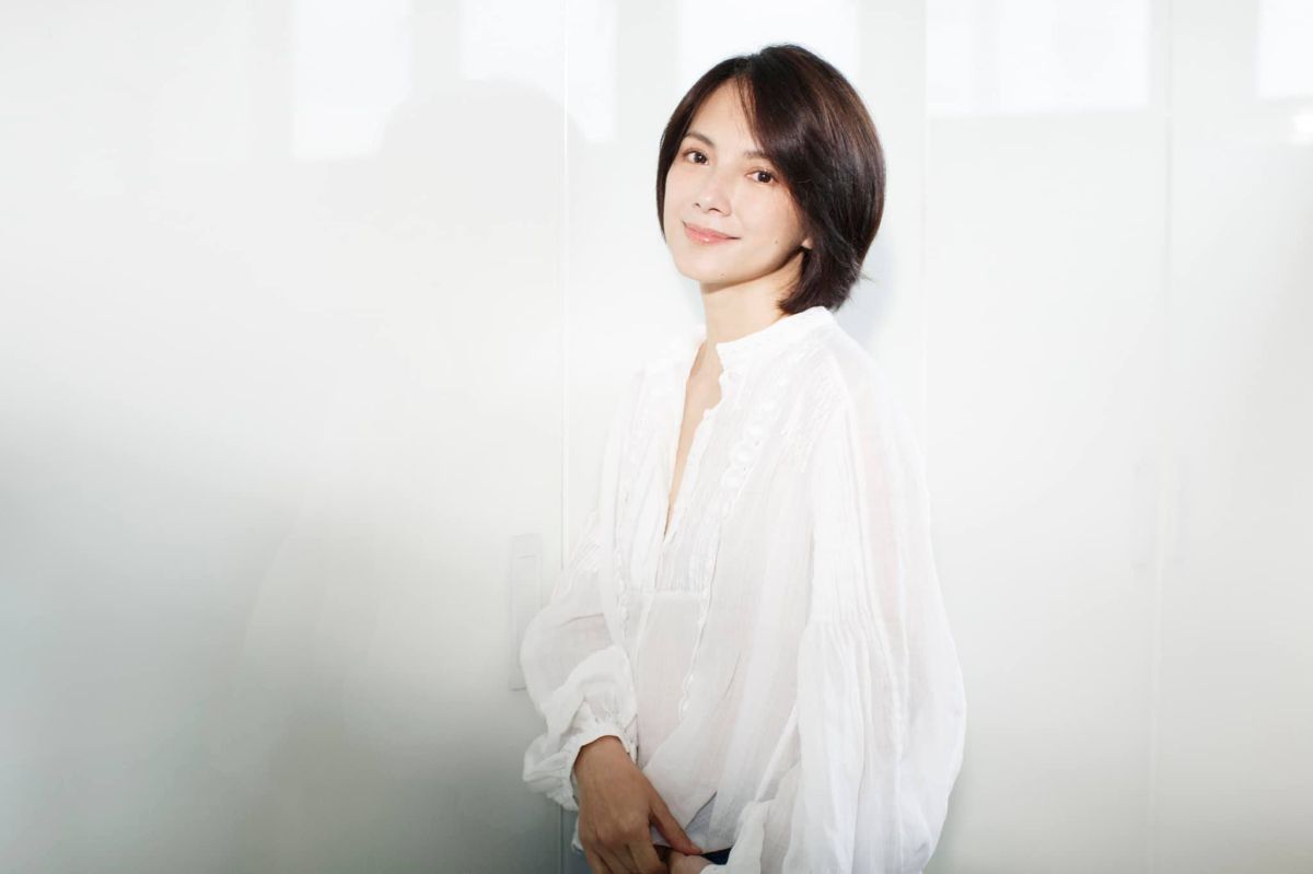 ▲李心潔帶著7歲雙胞胎兒子逛展，與兒子們逗趣互動。（圖／李心潔臉書）