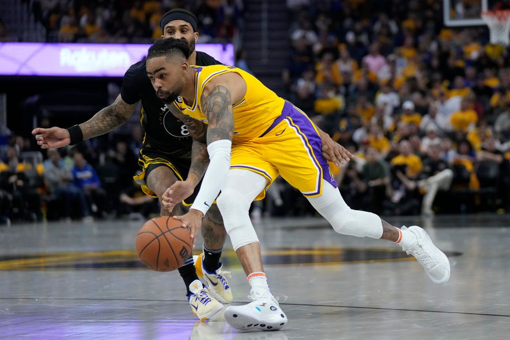 ▲湖人先發後衛D'Angelo Russell全場19投9中，攻下19分6助攻，還打進了關鍵拋投，幫助球隊先下一城。（圖／美聯社／達志影像）