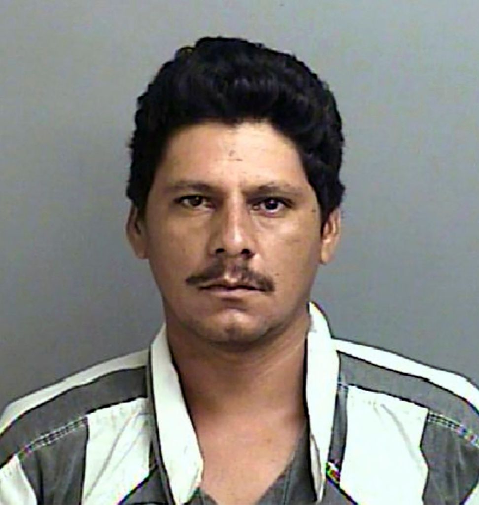 ▲在警方連日追緝下，涉嫌在德州槍殺5名鄰居的墨西哥籍男子奧羅比薩（Francisco Oropesa）今天在德州城市落網。（圖／美聯社／達志影像）