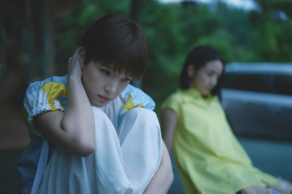 ▲許瑋甯（左）短髮增添帥氣度，造型煥然一新。（圖／公視）