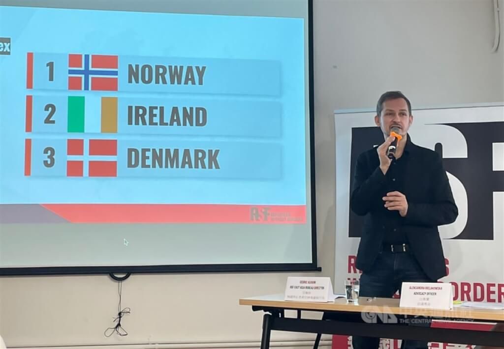 ▲無國界記者組織東亞辦事處執行長艾瑋昂（Cédric Alviani）3日出席記者會，公布2023年世界新聞自由指數。（圖／中央社記者葉冠吟攝 112年5月3日）