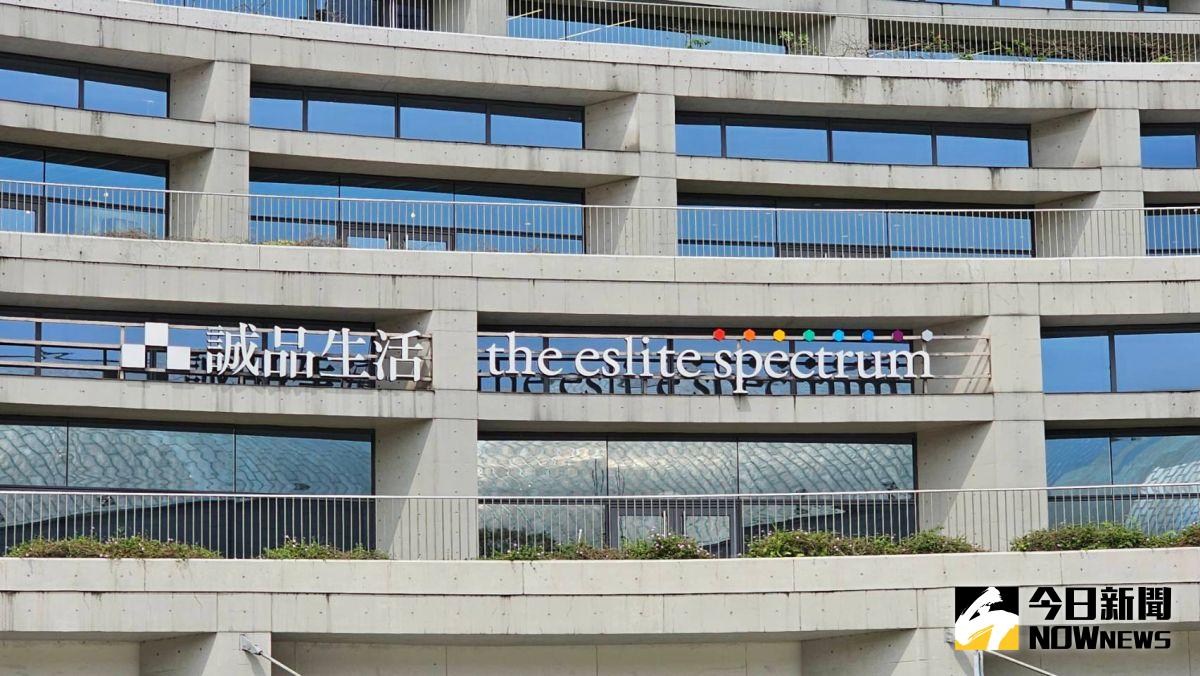 ▲誠品董事長吳旻潔今（4）日對外公布，24小時書店確定由松菸店接棒，但誠品得更實際思考如何兼顧商業利益與企業社會責任，讓股東與大眾都滿意。（圖／記者許家禎攝，2023.05.04）