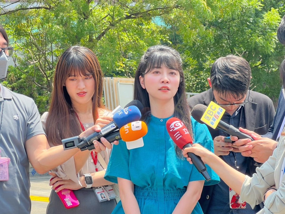 ▲對於購屋實坪制建商喊漲35％，對此高嘉瑜她質疑若真如此高興都來不及，何必每天放話。（圖／高嘉瑜辦公室提供）