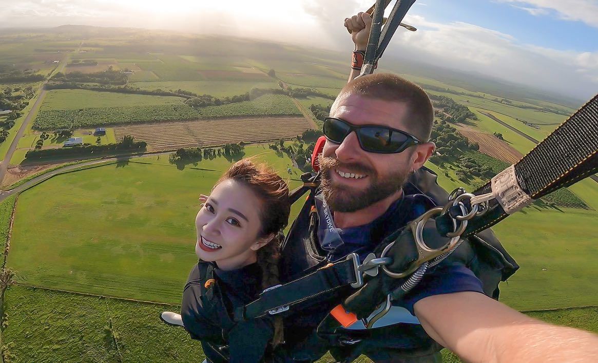▲狼人殺女神篠崎泫完成跳傘心願。（圖／篠崎泫IG）