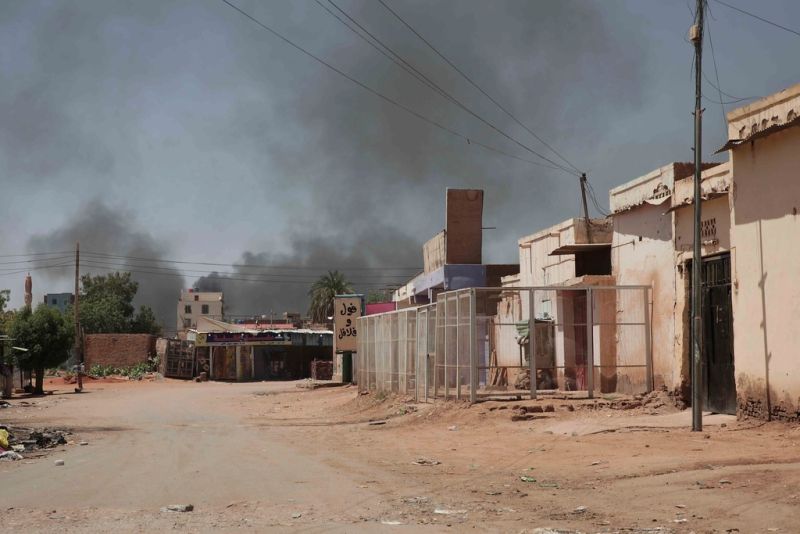 ▲蘇丹陷於內戰，不過敵對的兩個軍事派系22日簽署了7天停火協議。圖為首都喀土穆街景。（圖／美聯社／達志影像）
