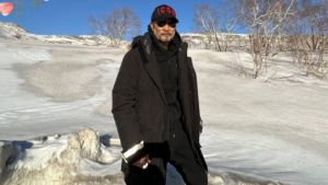 68歲任達華驚傳失蹤！遠赴長白山「零下15度低溫拍片」與妻女斷聯
