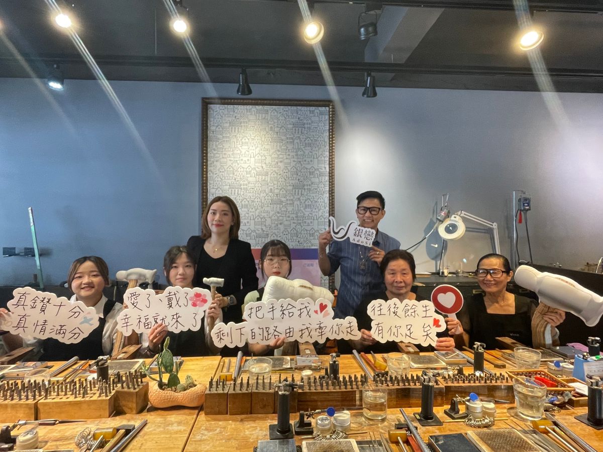 ▲百人手作對戒選在520這個浪漫的日子舉辦，適合想要留下美好紀念與想要創造獨一無二回憶的你（圖／記者林怡孜攝，2023,05,05）