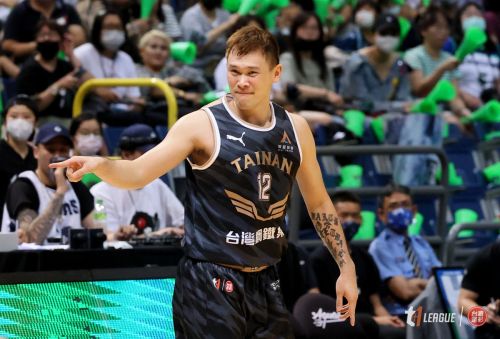 ▲胡凱翔過去打過T1，曾效力於台鋼獵鷹。（圖／T1聯盟提供）