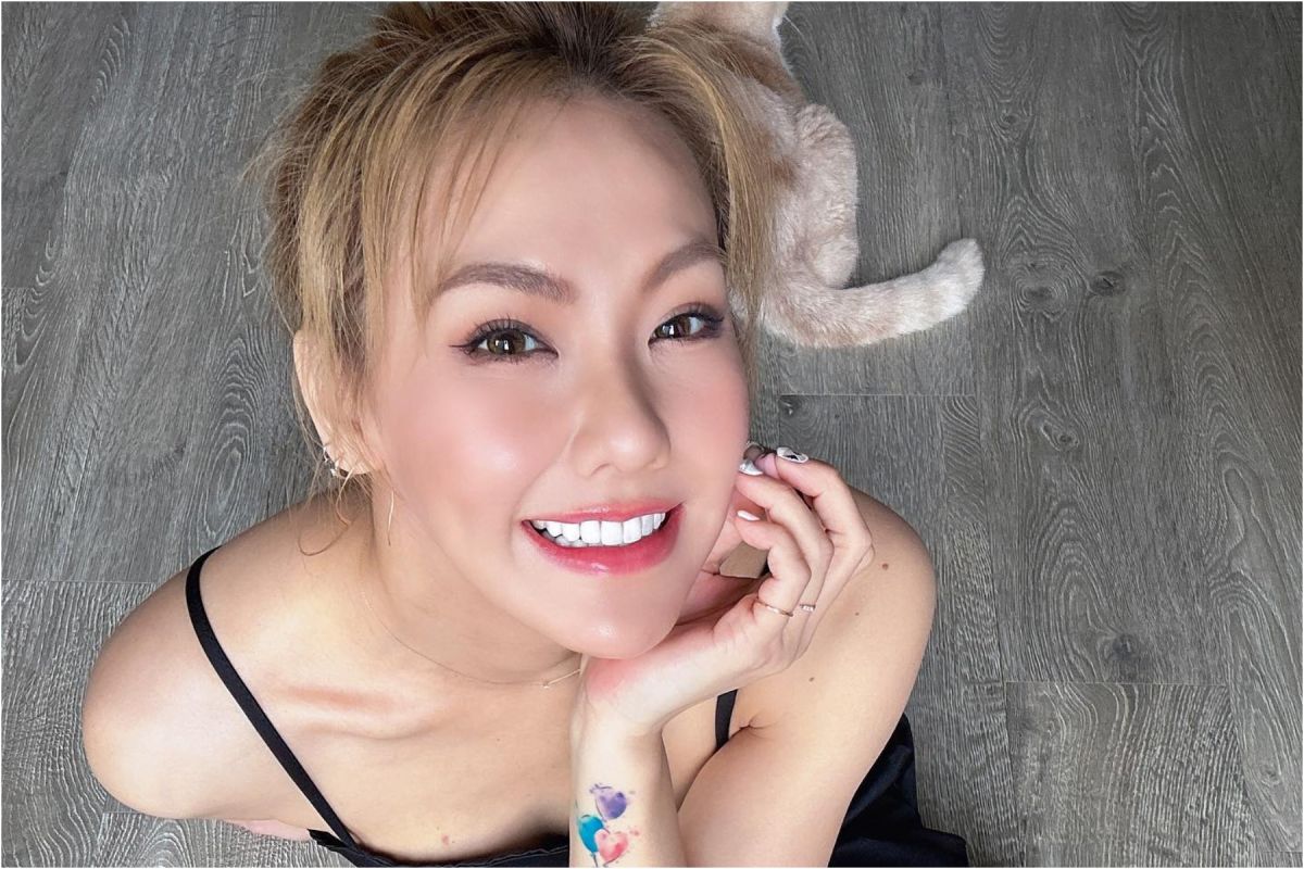 ▲劉雨柔表示家裡的教育很嚴格，讓她從小就調侃自己的家庭是「軍事化教育」。（圖／劉雨柔IG）