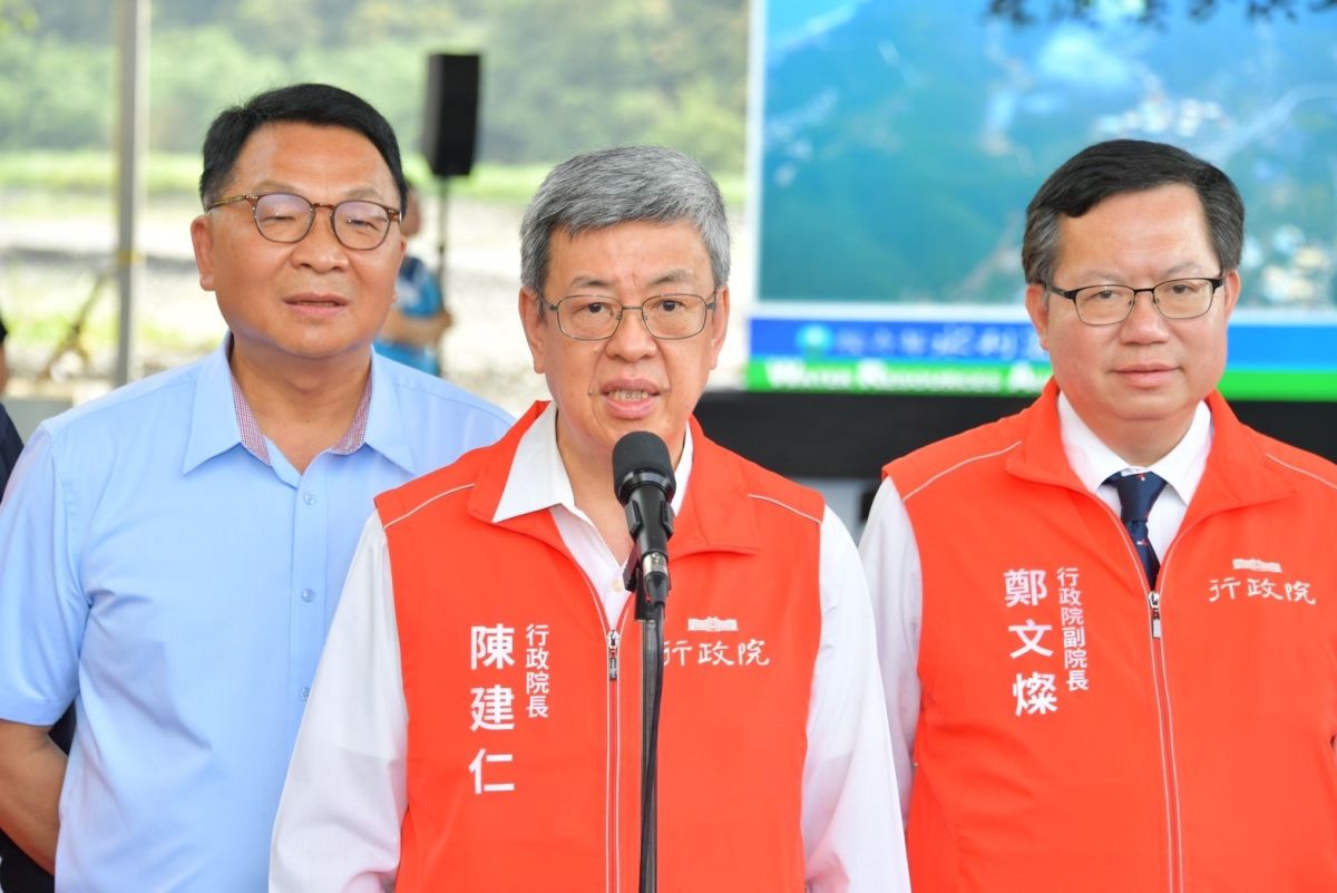 ▲對於鄭文燦遭控與im.B主嫌曾國緯關係匪淺，陳建仁表示對於鄭被抹黑、造謠相當痛心。（圖／行政院提供）