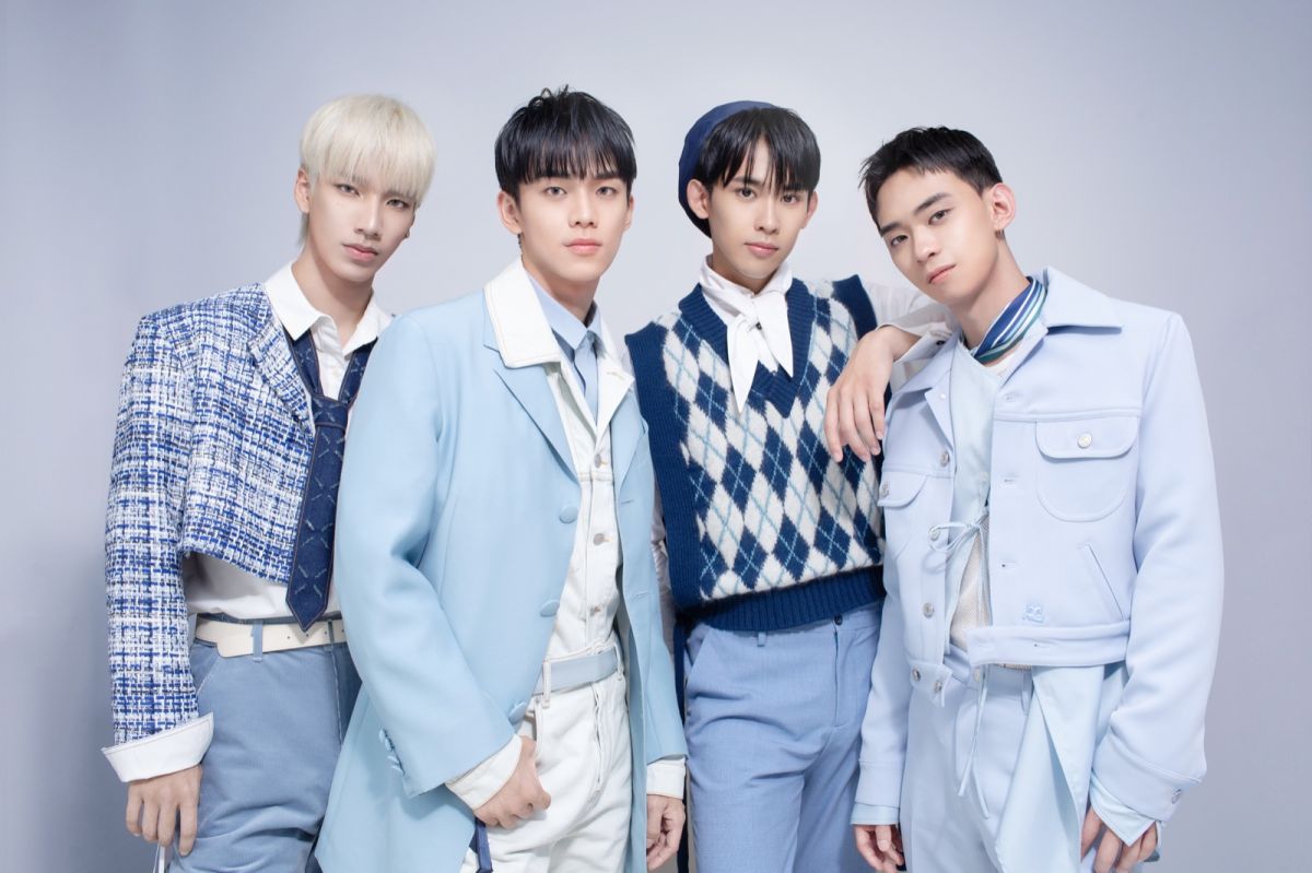 ▲黃威任（左起）、YY邱勝揚、陳治廷、陳子輇組成全新男團OPENsi。（圖／人見人愛娛樂提供）