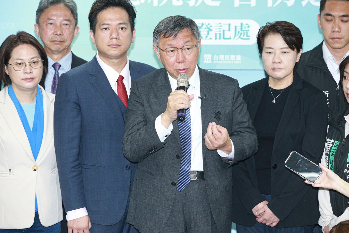 ▲對於王世堅預言柯文哲將「抽腿」，轉向與國民黨合作爭取立法院長，柯文哲反嗆賭吞曲棍球。（圖／記者葉政勳攝，2023.05.08）