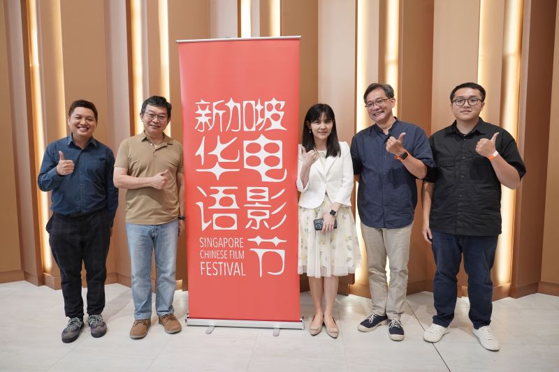 ▲新加坡華語電影節策展方與新北市紀錄片參展代表合影。（圖／新北市政府提供）