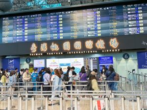 台灣嚴禁加熱菸「恐影響觀光」？日本旅客在海關遭攔　氣炸狂抱怨
