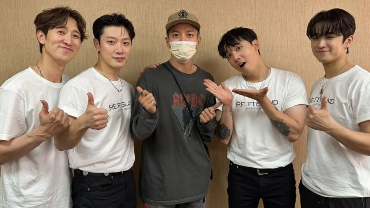 ▲FT Island主唱李洪基（右2）曬出，鄭容和（中）現身力挺演唱會的合照，原來大家剛好都在同地演出，隔日才由鄭容和接棒。（圖／李洪基IG）