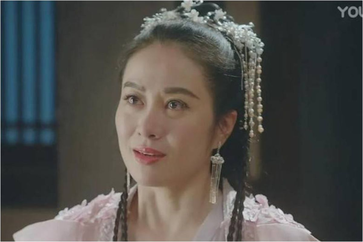 ▲葉璇在劇中扮18歲，遭網友批顯老。（圖／微博）