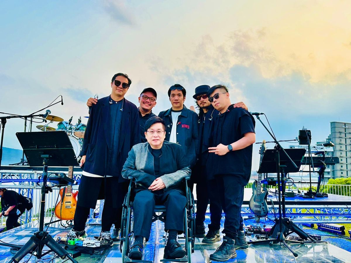 ▲鄭智化（中）已經16年沒推出專輯，近況曝光。（圖／翰森娛樂提供）