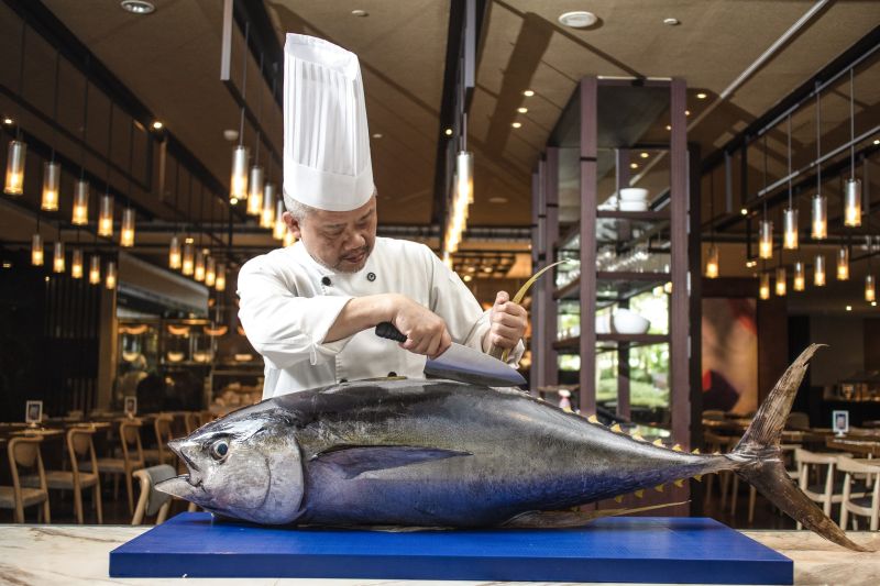 ▲台南大員皇冠假日酒店元素餐廳將推出鮪魚料理，5月17日至7月9日近50道全新創意鮪魚料理輪流登場，週六、週日還有限定「鮪魚現切秀」。（圖／台南大員皇冠假日酒店提供）