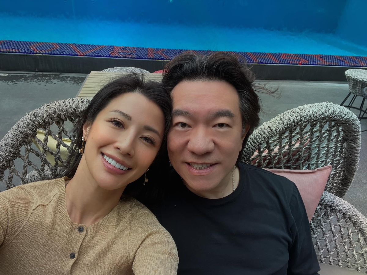 ▲李蒨蓉（左）送修老公給的勞力士，被鐘錶行發現是假貨，真相多年後反轉。（圖／李蒨蓉臉書）