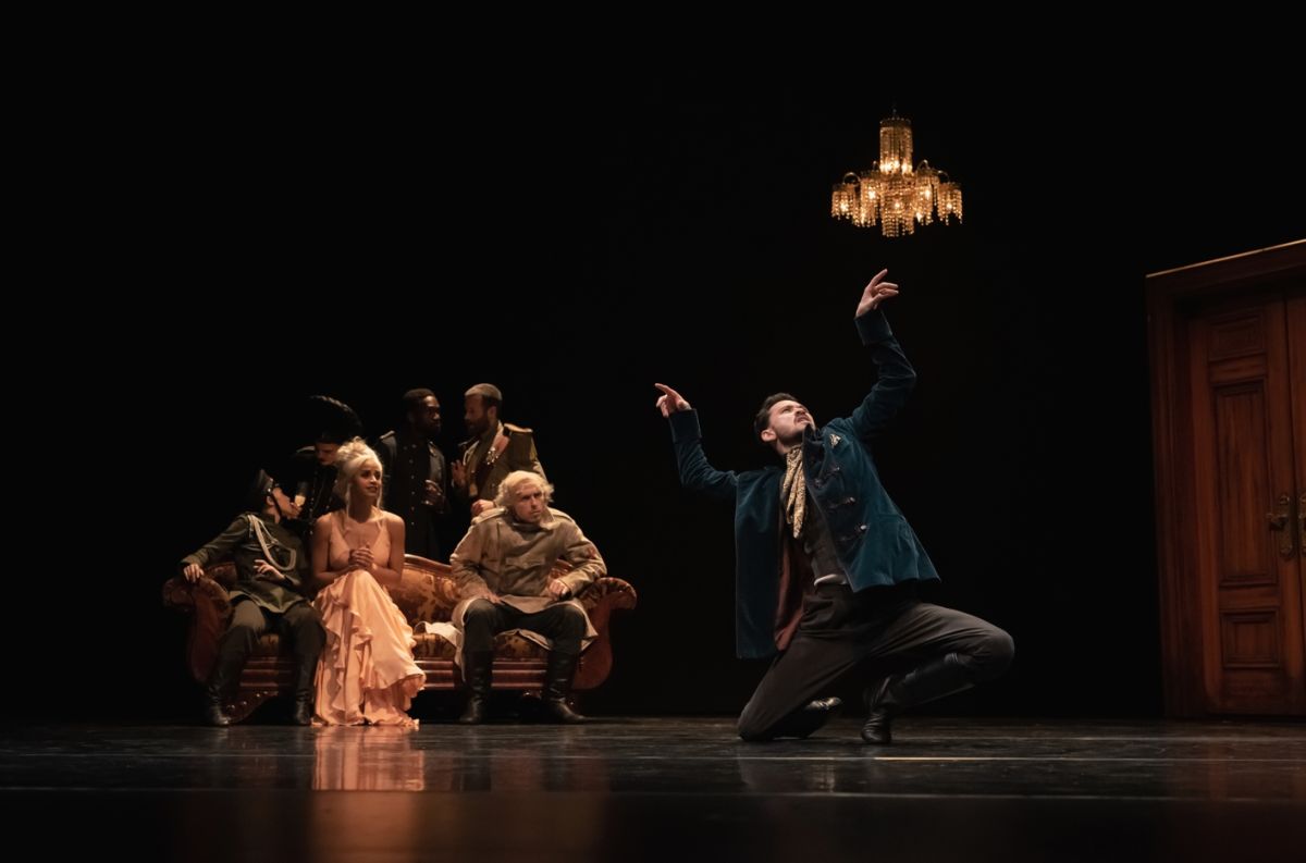 ▲歐陸舞作《欽差大臣》今（12）日至14日於國家戲劇院登場。（圖／Credit ©Four Eyes，國家兩廳院提供）