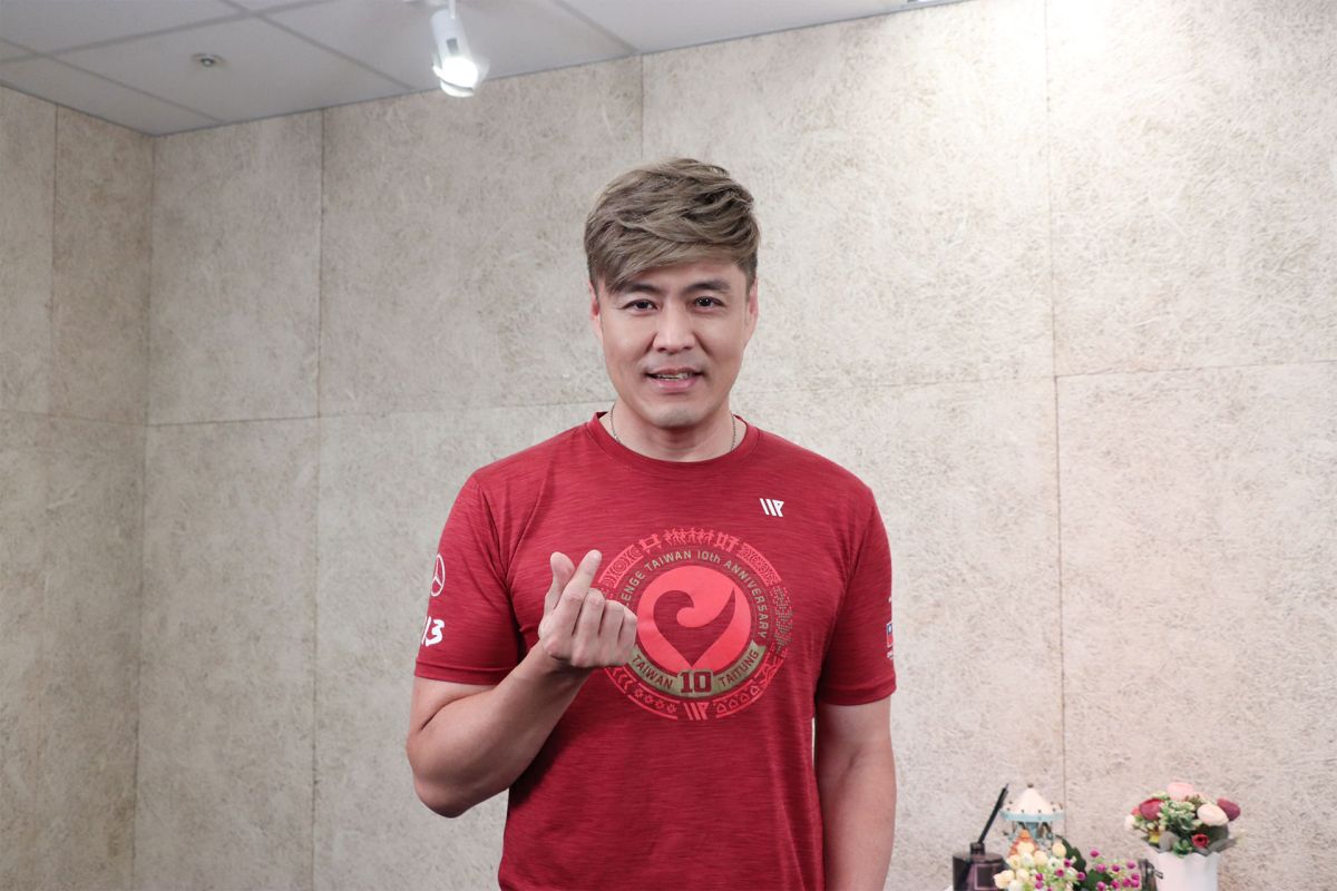 ▲劉至翰欠巨債後復出，曝好友當面撕百萬借據。（圖／中天新聞提供）