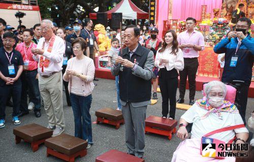 快訊／郭台銘母親郭初永真過世　享嵩壽100歲
