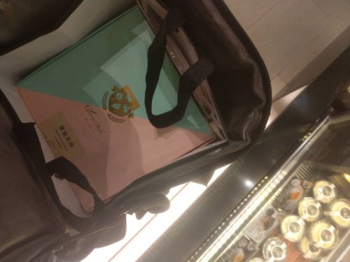 ▲目前可以在平台上點到的蛋糕，店家通常都會把外送的條件考慮進去。(圖／Rick提供)