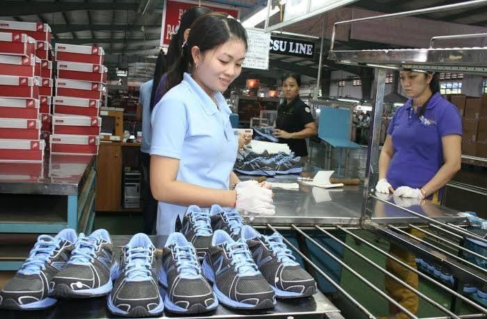 ▲越南經濟吹逆風，越南寶元鞋廠傳出6月下旬起將陸續裁員約5700人。（圖／中央社）