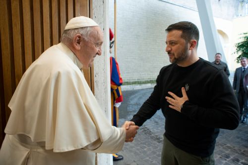 不滿教宗「白旗」言論　烏克蘭召見梵蒂岡大使
