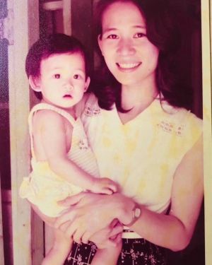 ▲林志玲母親節發文感謝媽媽吳慈美,結果也曝光媽媽年輕時候的照片,被網友形容超像韓國女星孫藝真。(圖/林志玲IG) ▲林志玲母親節發文感謝媽媽吳慈美,結果也曝光媽媽年輕時候的照片,被網友形容超像韓國女星孫藝真。(圖/林志玲IG)
