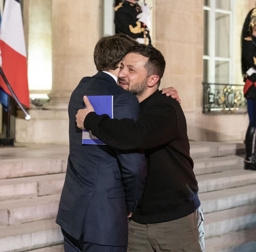 ▲烏克蘭總統澤倫斯基4日抵達巴黎，與法國總統馬克宏會晤。（圖／翻攝自facebook.com/EmmanuelMacron）