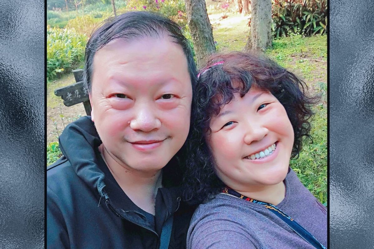 ▲52歲「蠻牛太太」蔡湘宜（右）近日宣布結婚喜訊，升格人妻。（圖 / 蔡湘宜臉書）