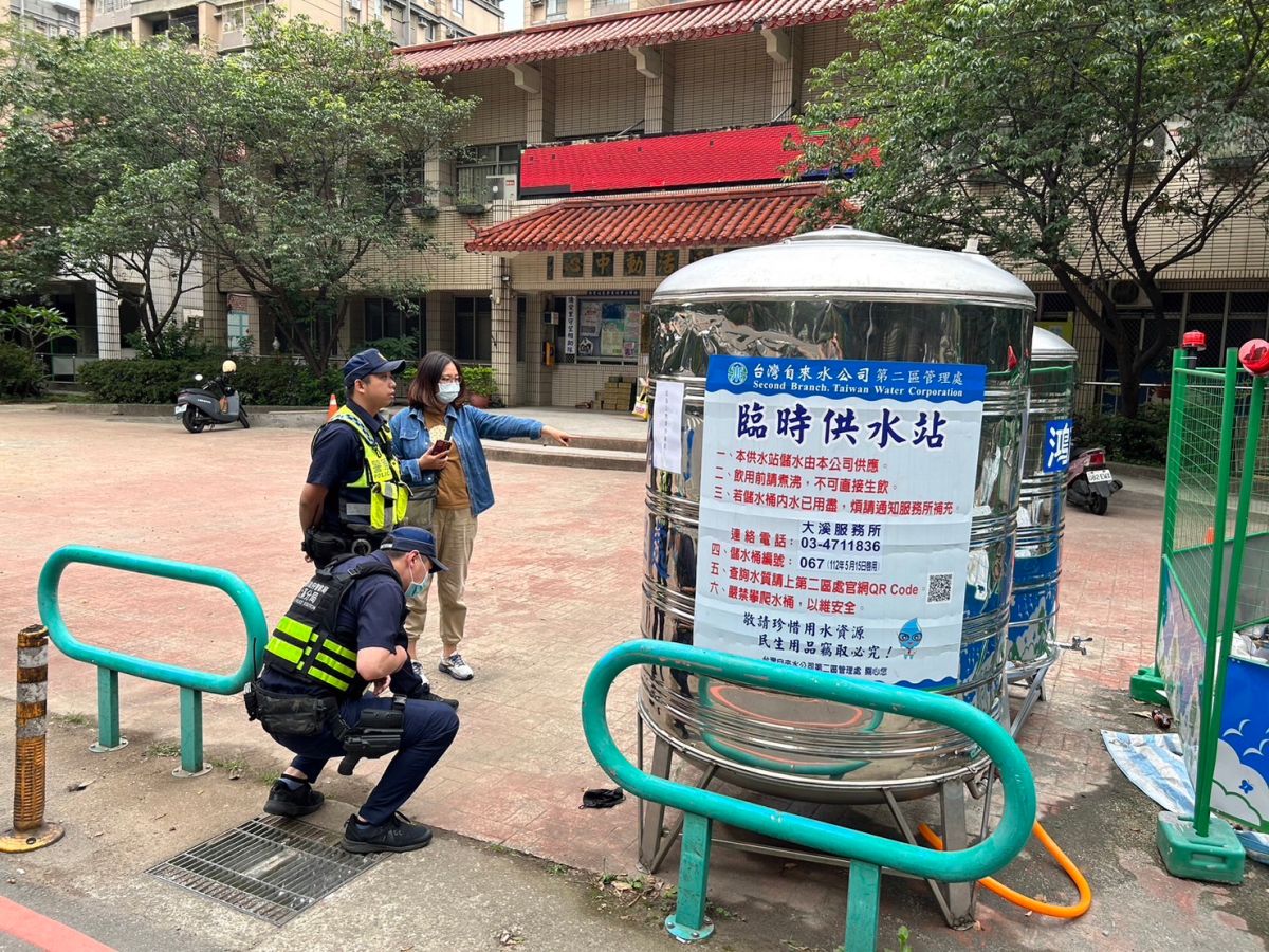 ▲桃園39萬戶大停水，供水站的水塔竟遭民眾偷回家私用。（圖／大溪分局提供）